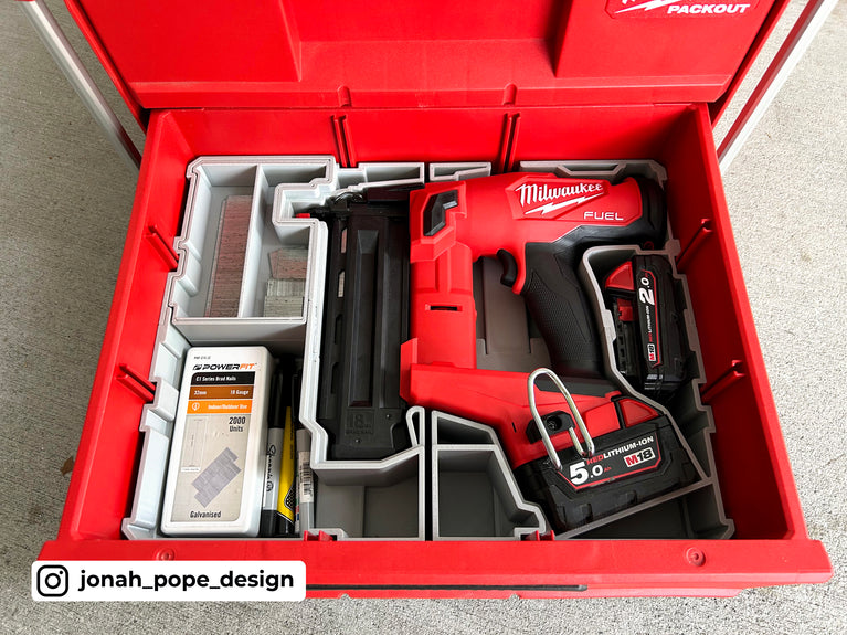 Milwaukee M18 18 Gauge Brad Nailer for Milwaukee PACKOUT Drawers - PACKOUT 3-Drawer Tool Box 48228443