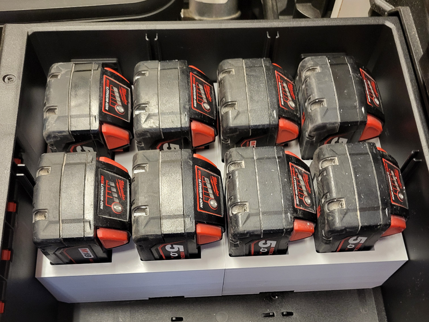 Milwaukee M18 Battery Holder for PACKOUT Drawers