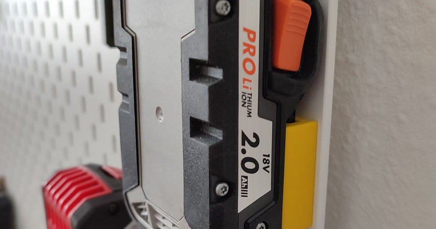 AEG 18V Pro Lithium-Ion Skadis Battery Mount