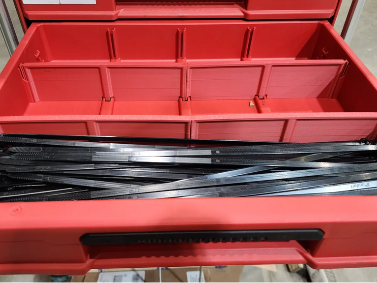 Milwaukee PACKOUT 4-Drawer Divider