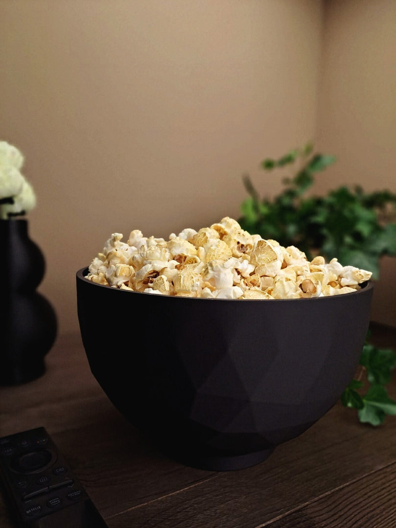 3D Printed Large Low-Poly Shell Snack Tray – Stylish and Functional