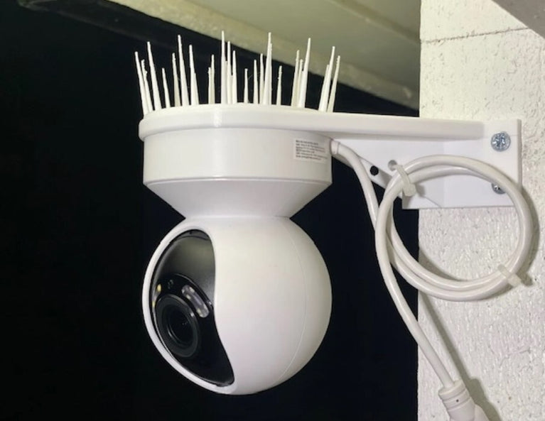 Reolink E1 Outdoor Camera Mount with Bird Control Spikes - 3D Printed