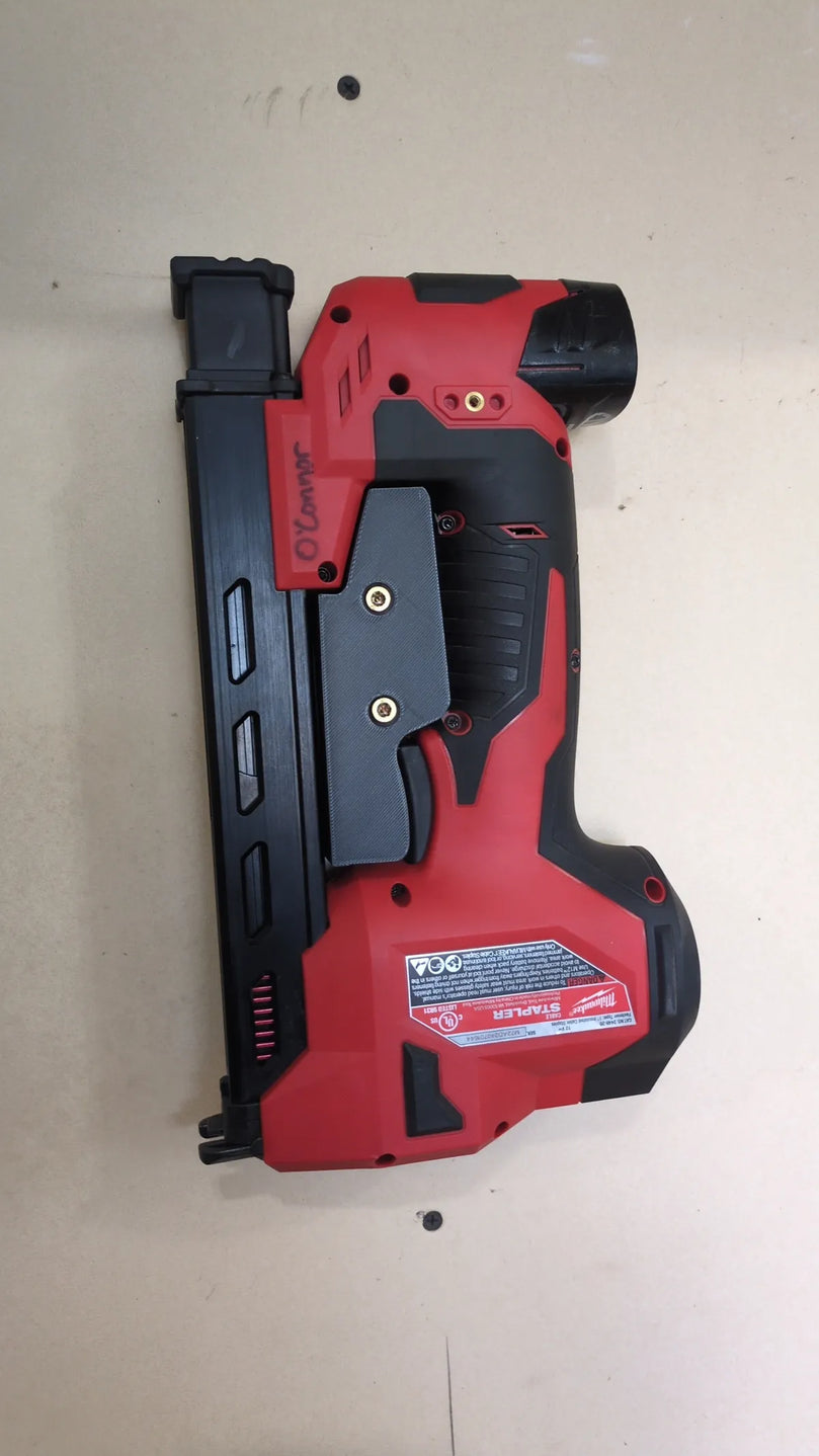 Milwaukee M12 Cable Stapler PACKOUT Wall Hanger